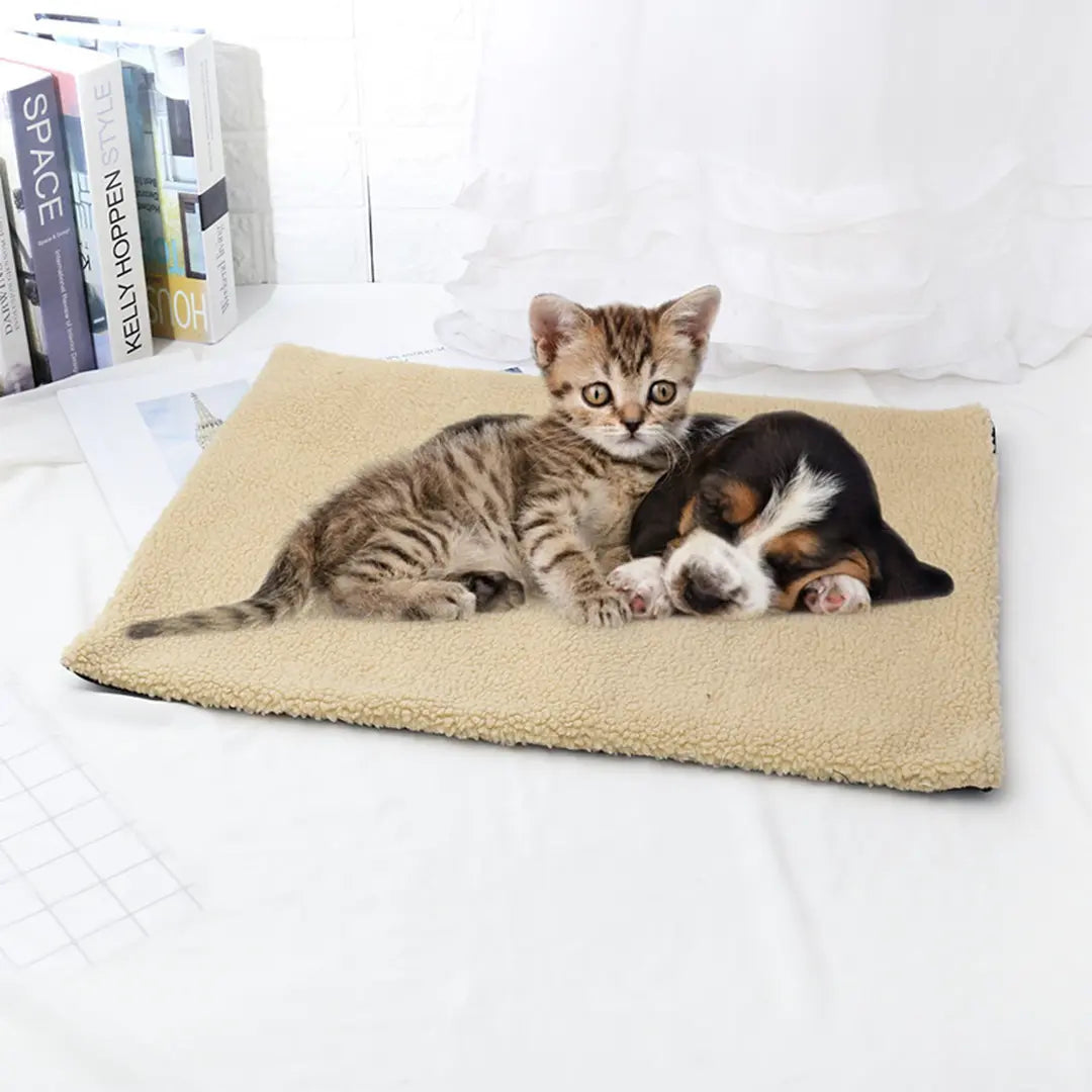 Self Heating Pet Mat; Non-Electric Pet Warming Pad; Self Warming ; Extra Warm Pet Mats For Dog & Cat - VINE GLOBAL